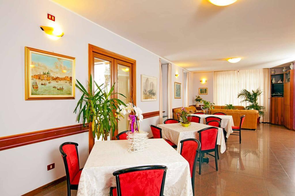 Hotel Libia Fino Del Monte Buitenkant foto